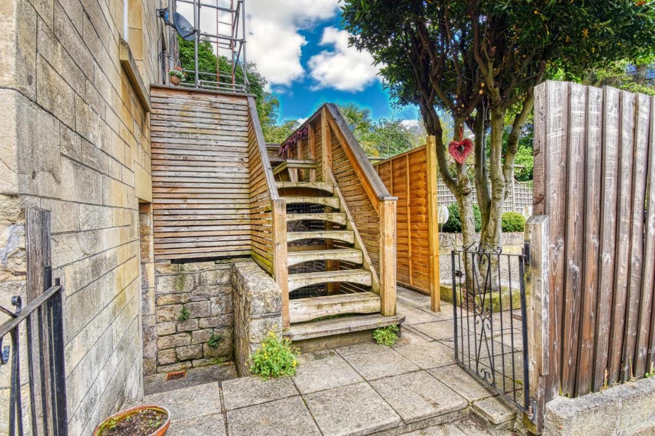 2 Bedroom Apartment In Bath City Centre With Garden & Free Parking Exterior foto